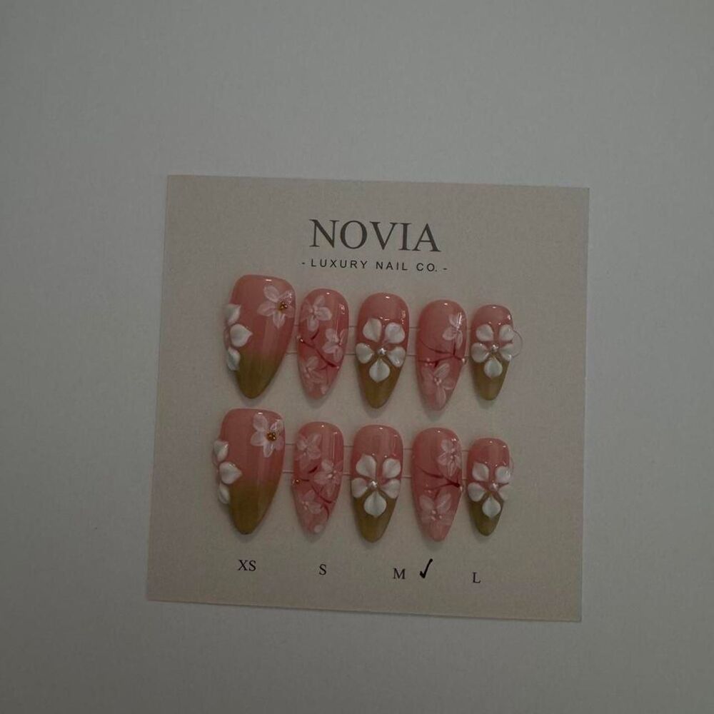 Pink 3D Floral Press On Nails | White Flower Nail Art | Size Medium